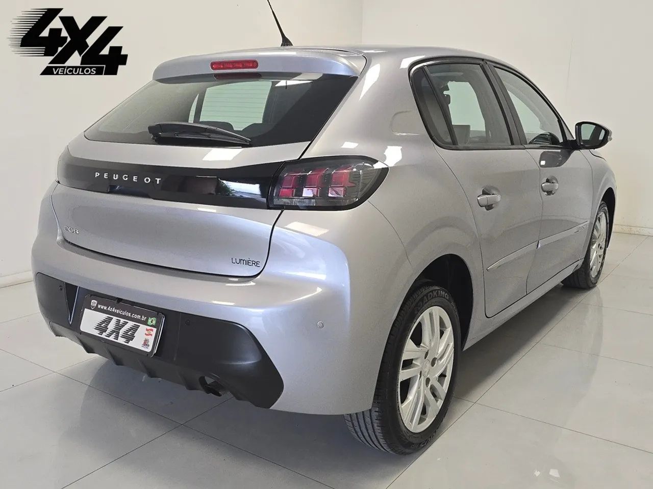 Peugeot 208 Active 1.0 Flex 5P Mec. 2023 - Foto 2