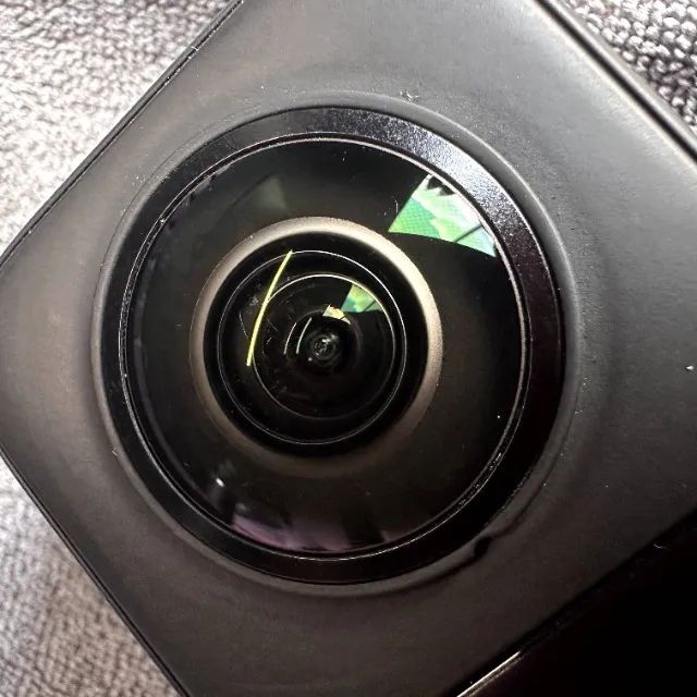 insta x3 360 camera  - Foto 3