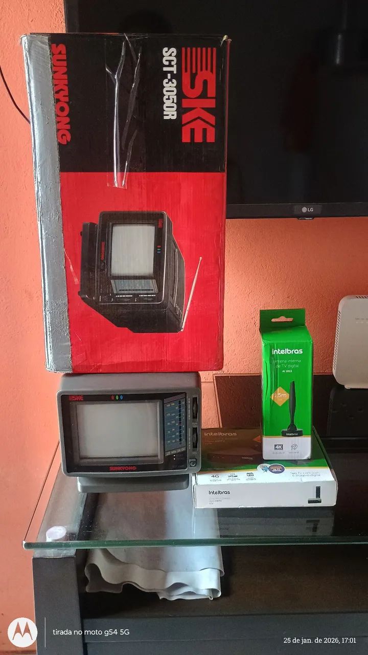 TV Portátil colorida 5 polegadas  - Foto 3