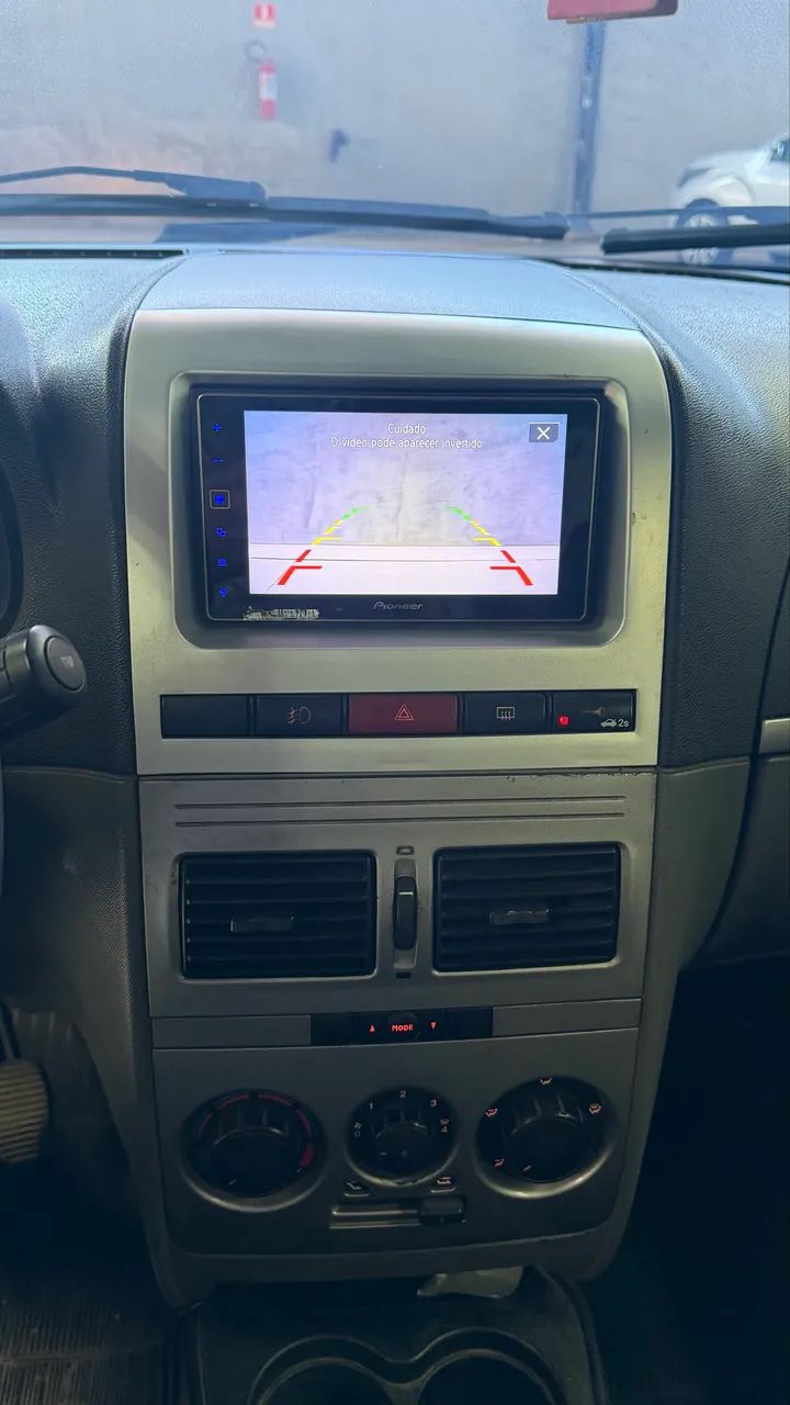 Fiat Idea Sporting Dualogic 1.8 Flex 16V 5P 2011 - Foto 5
