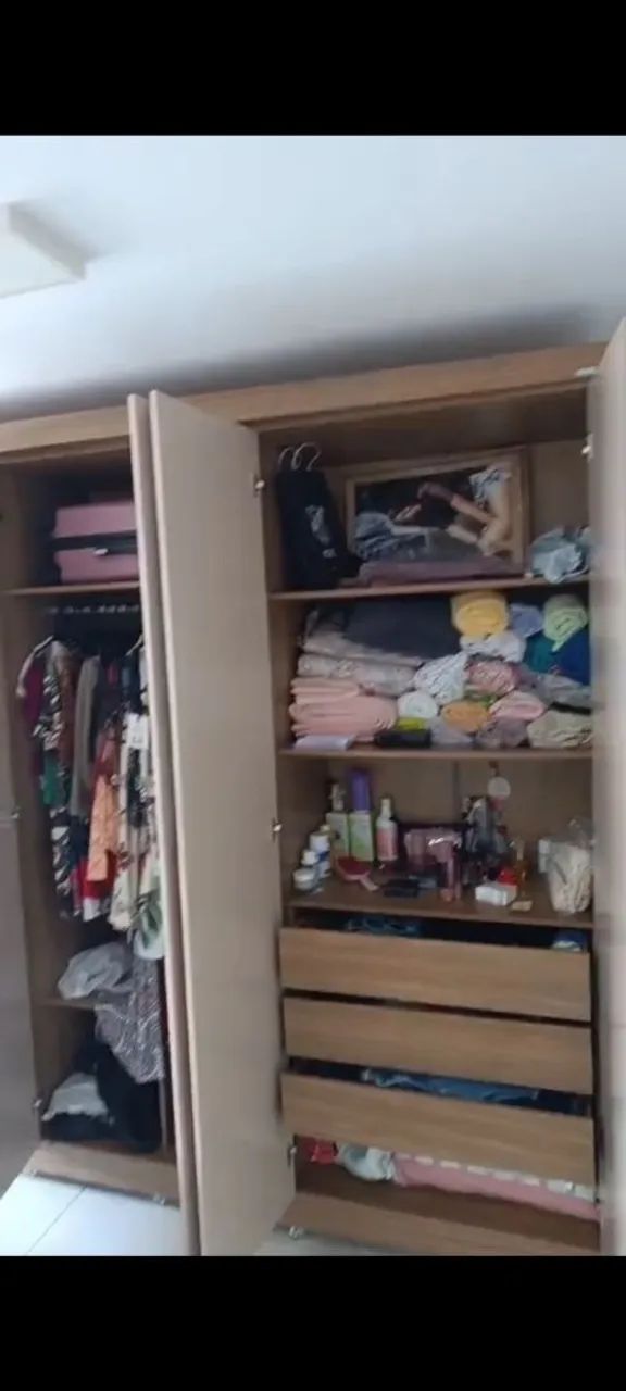 Guarda roupa 6 portas 