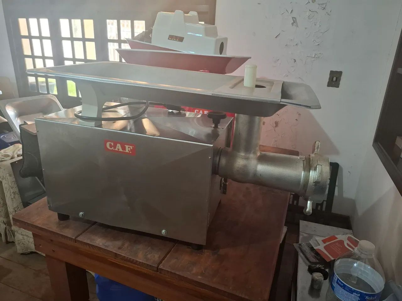 Moedor de carnes Marca Caf Boca 98 DS com pré cortador  - Foto 5