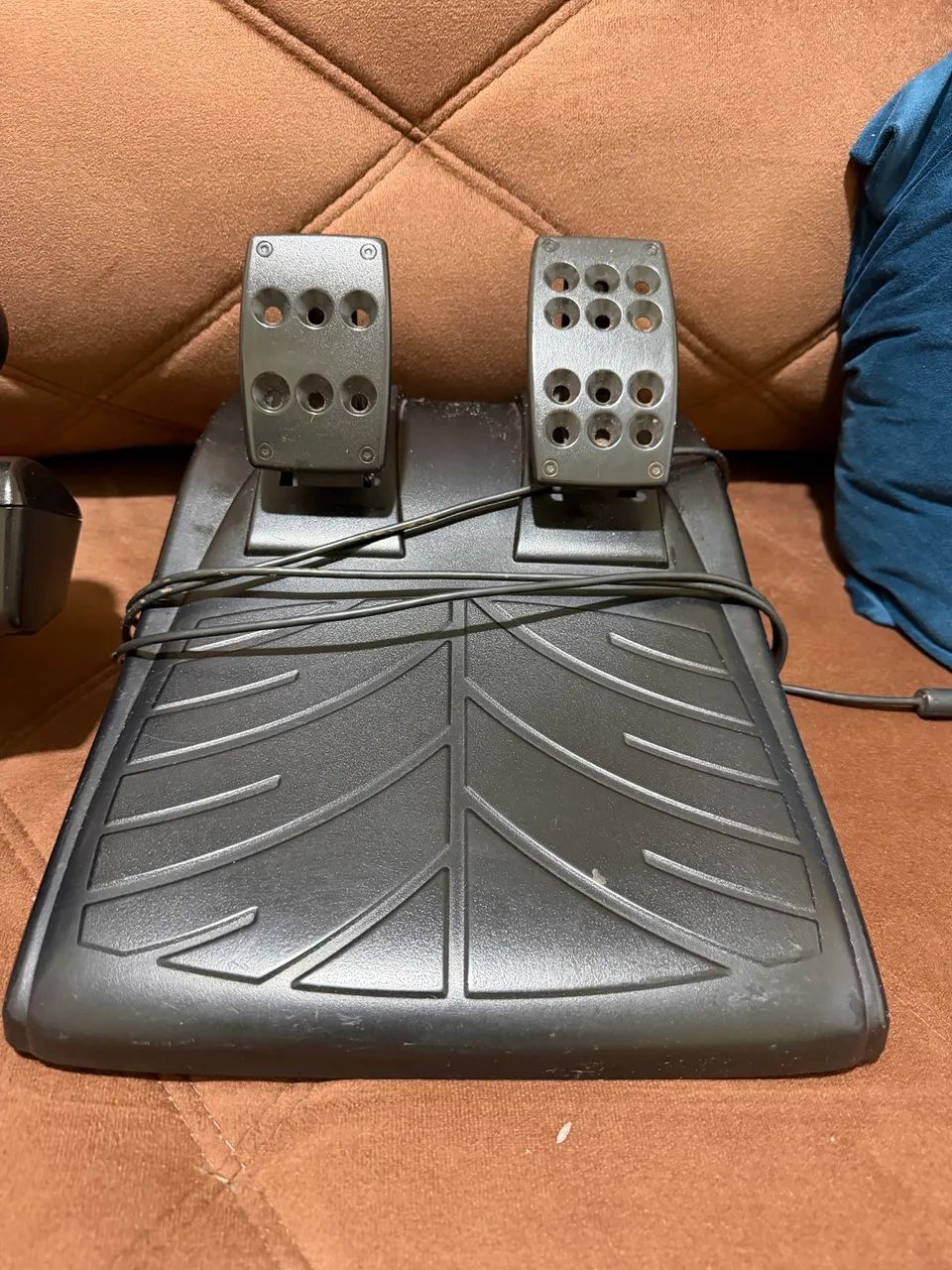 Volante Logitech DFTG - Foto 4