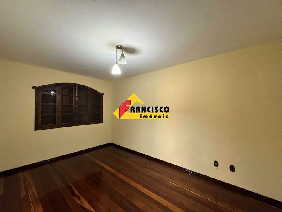 Casa para aluguel, 5 quartos, 2 suítes, 2 vagas, Centro - Divinópolis/MG - Foto 6