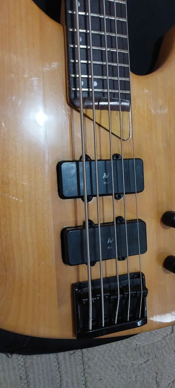 Baixo Washburn - Foto 3