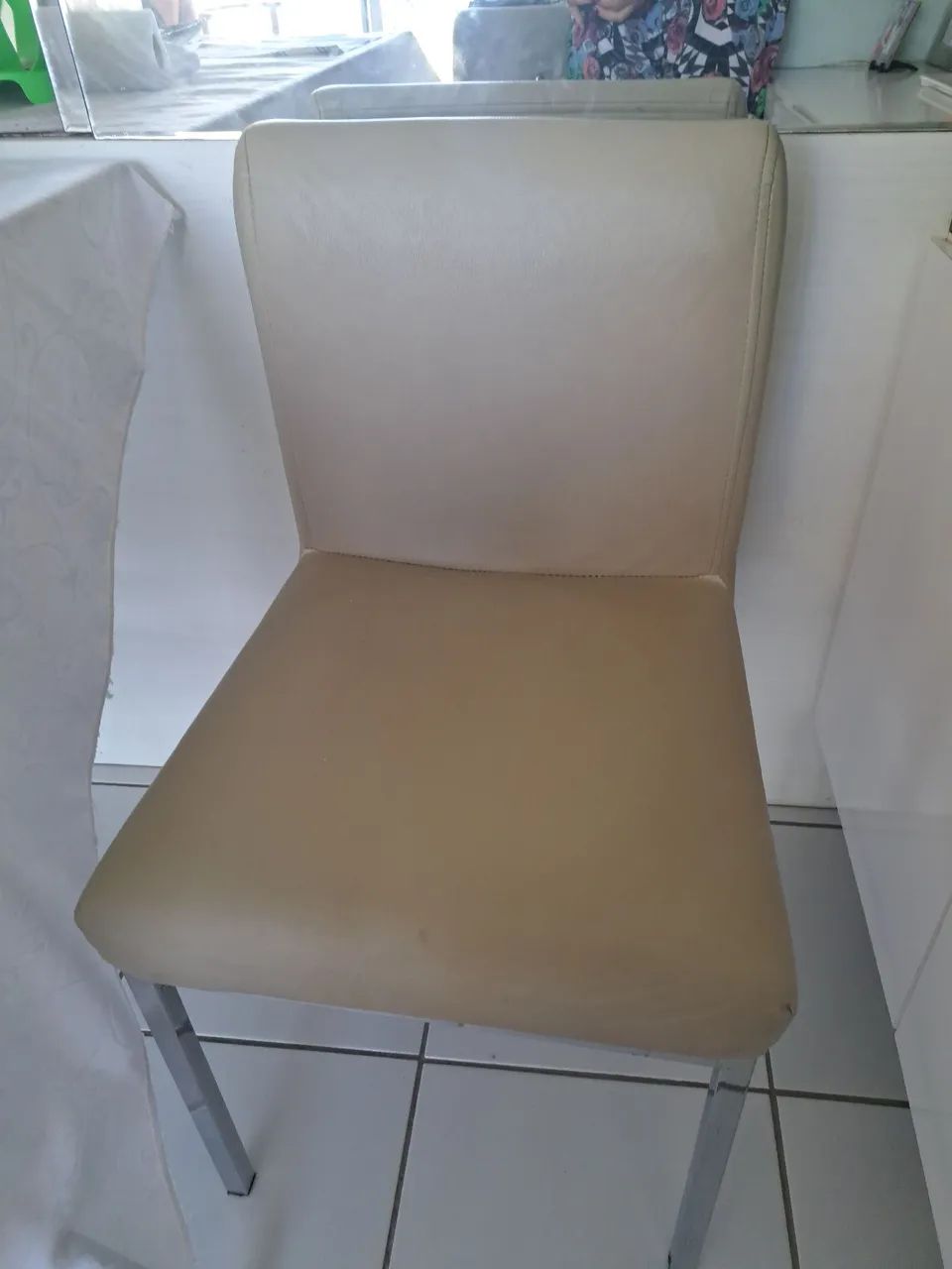 Vendo 15 cadeiras, 