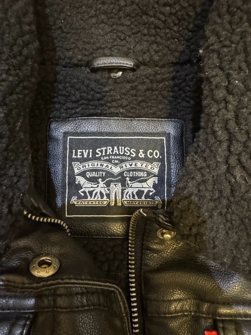 Jaqueta Trucker Levi's com Forro de Sherpa - Foto 2