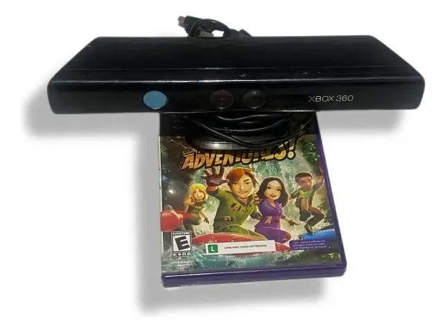 Câmera Kinect Microsoft para Xbox 360 com um jogo