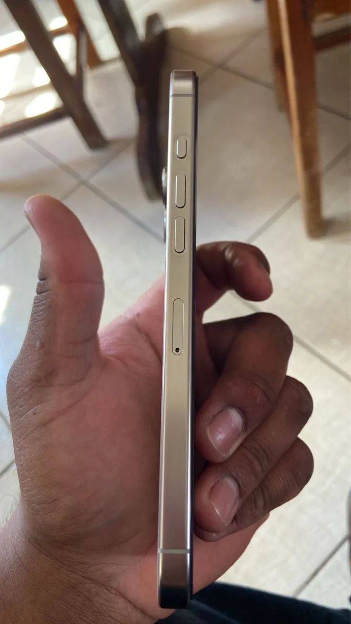 Iphone 16 pro max - Foto 5