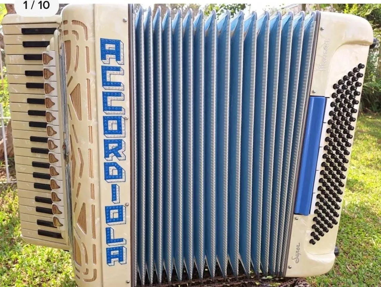 Acordeon 120 baixos em 5a.de Voz