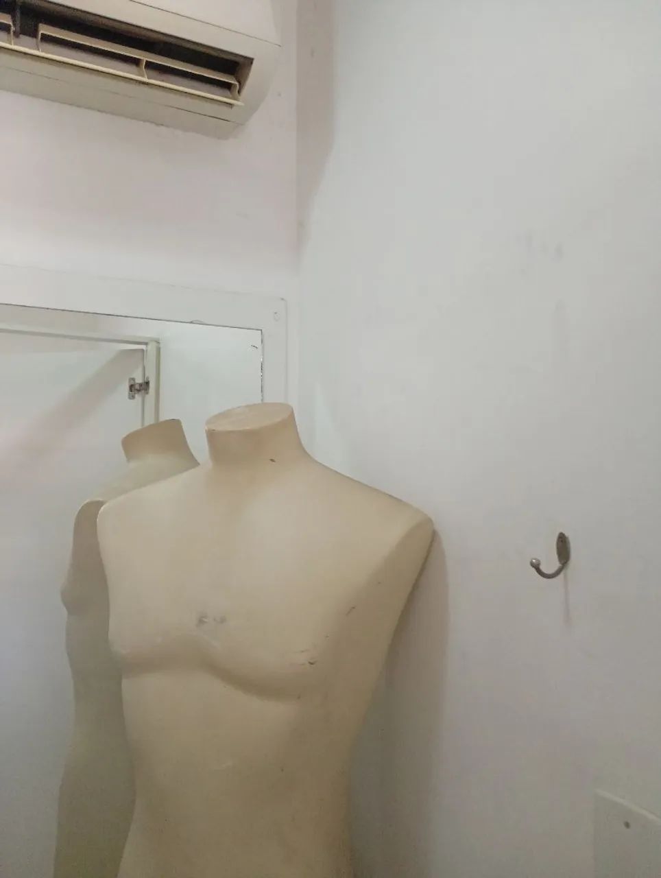 Manéquins masculino usado - Foto 2