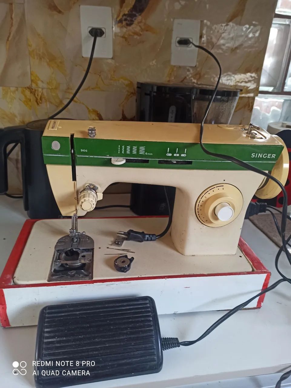 Máquina de costura  - Foto 2