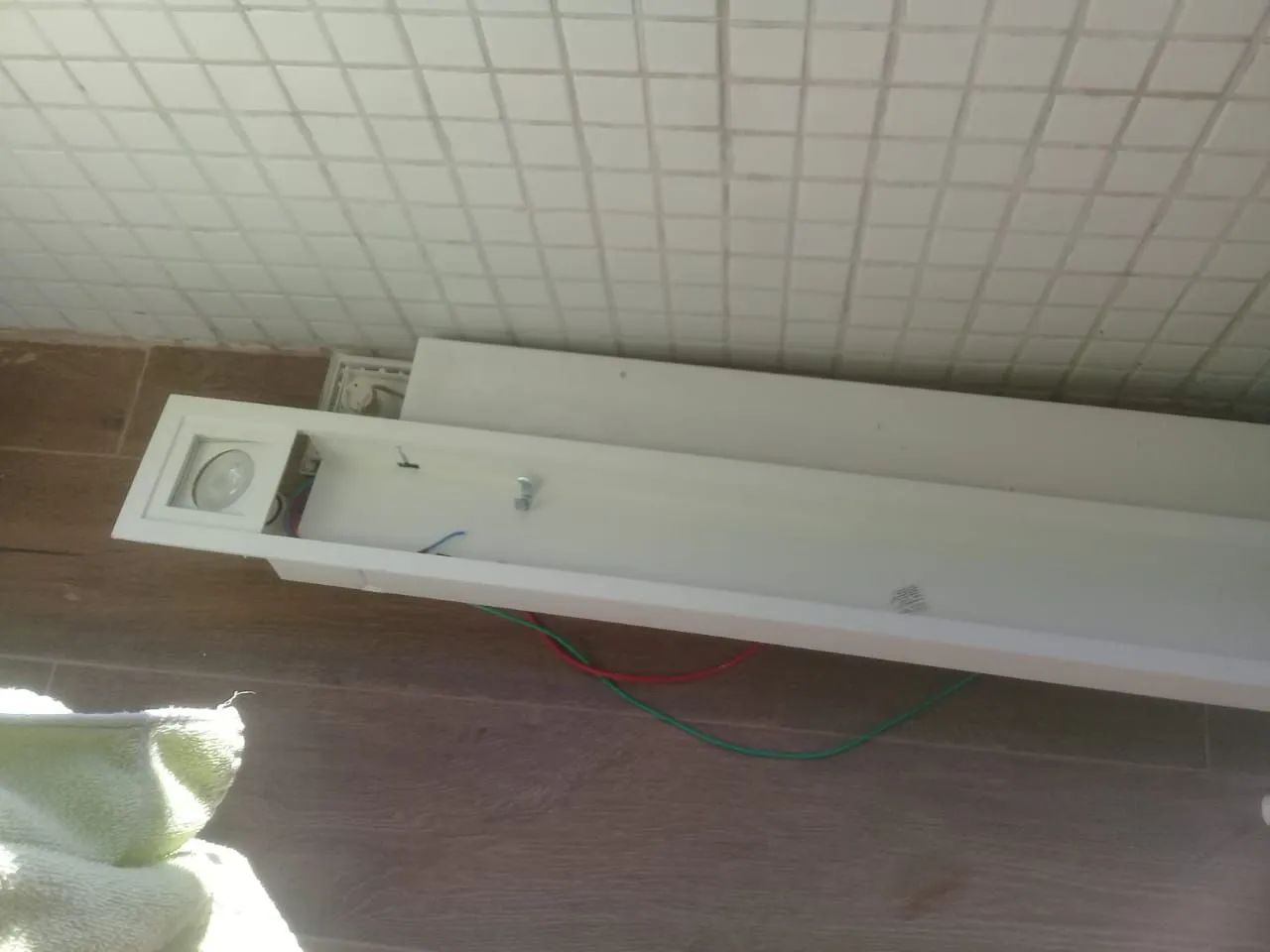 Vendo 1 luminária de embutir - Foto 4