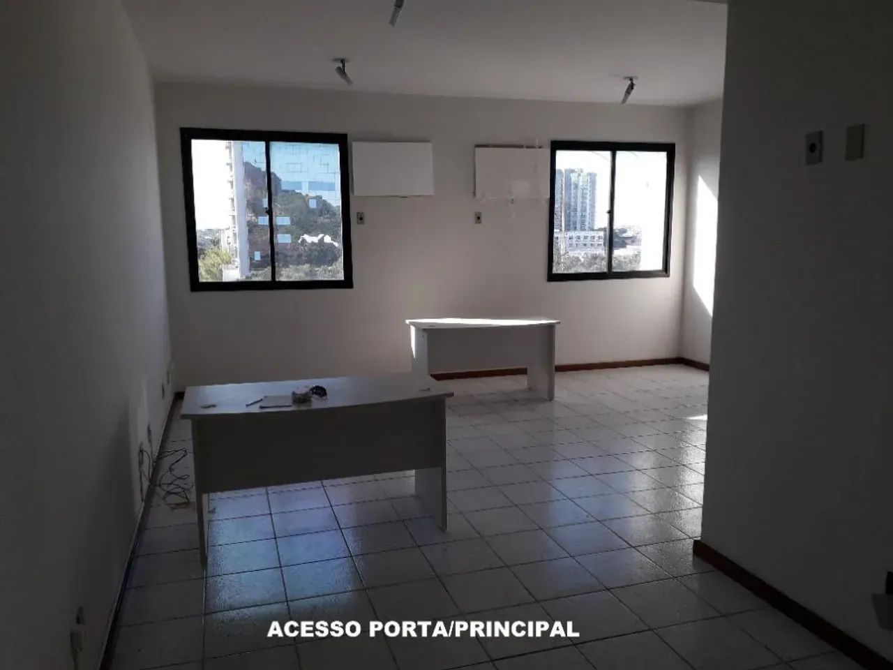 SALA COMERCIAL ENTRE RETA DA PENHA E LEITÃO DA SILVA - VITÓRIA/ES. - Foto 3