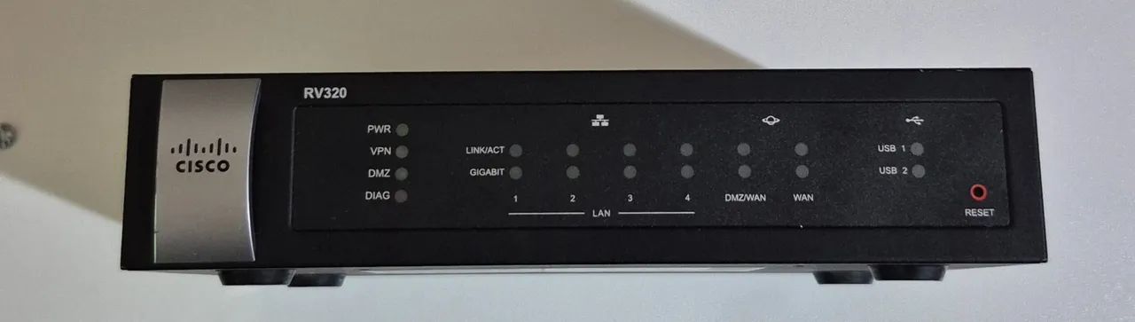 Router Cisco RV320 Gigabit