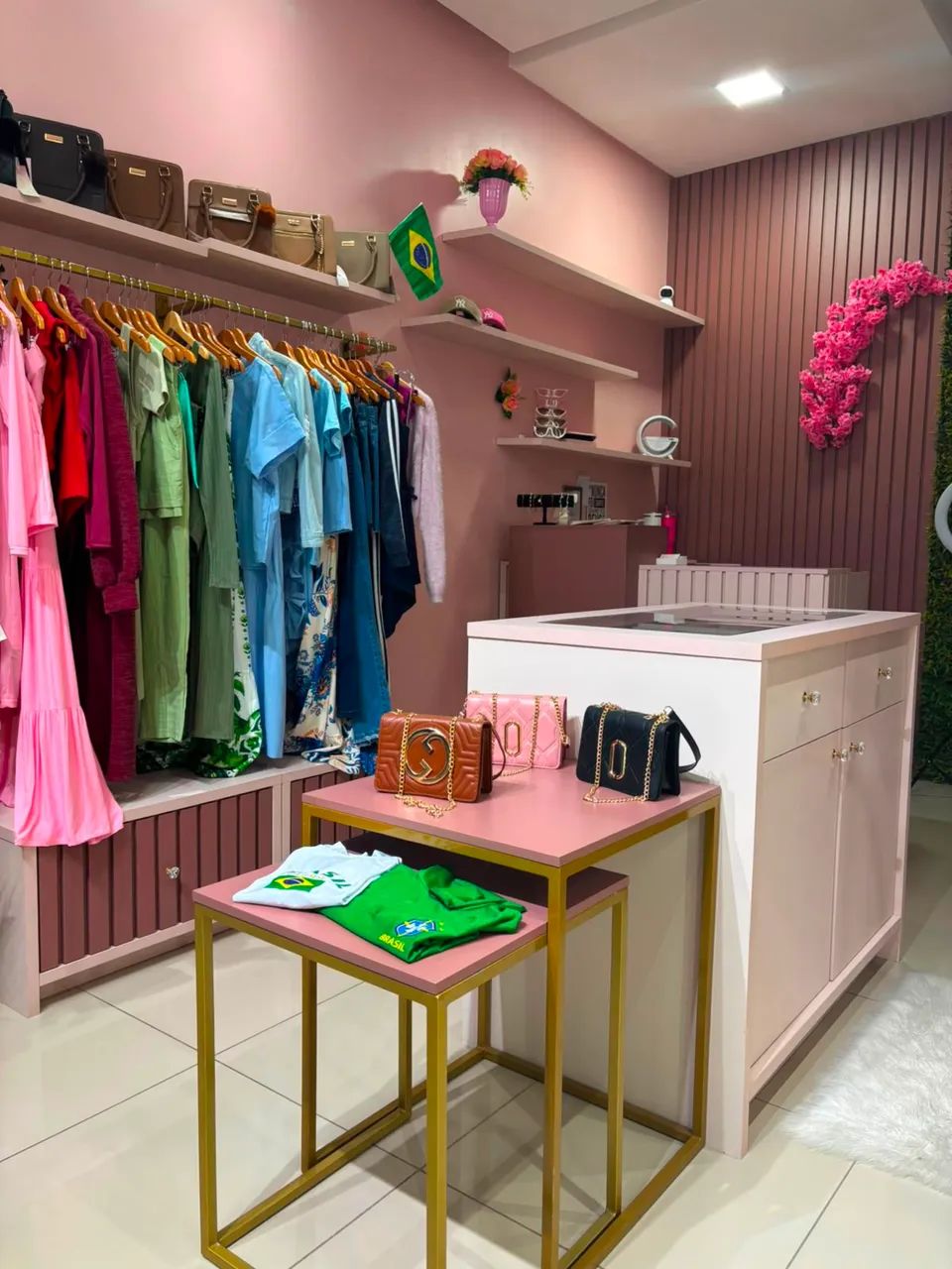 ? OPORTUNIDADE ÚNICA - BOUTIQUE COMPLETA À VENDA ?  - Foto 2