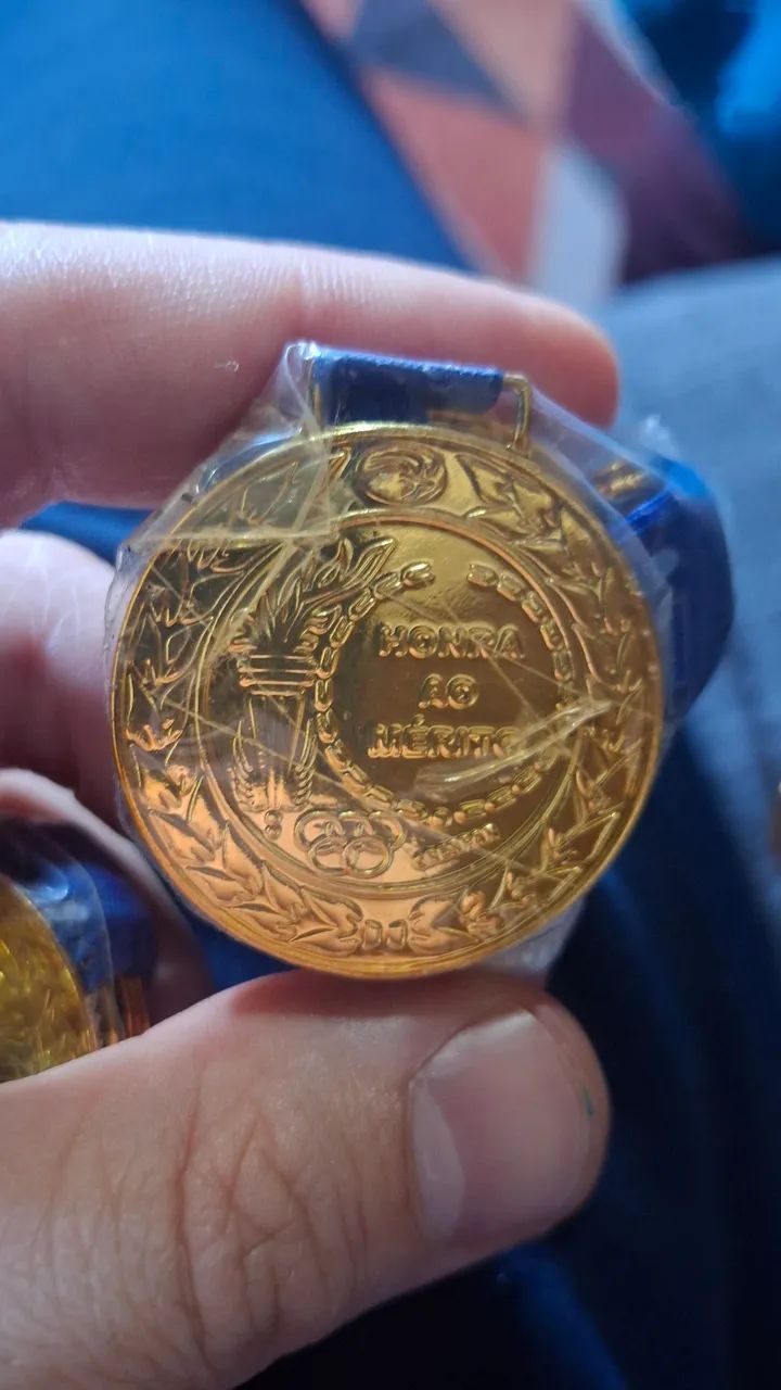 Medalha honra ao mérito  - Foto 2