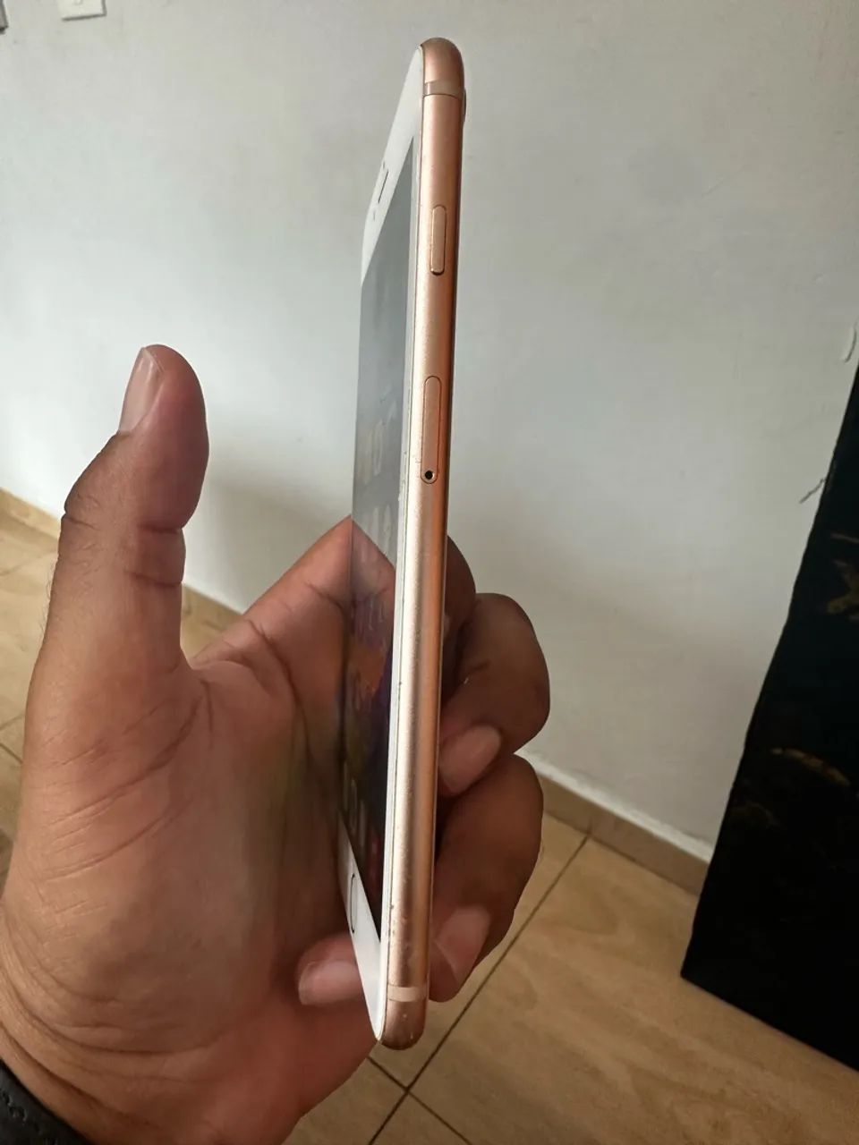 iPhone 8 Plus 64GB Dourado - Funcionando Tudo/Usado no dia a dia - Foto 5