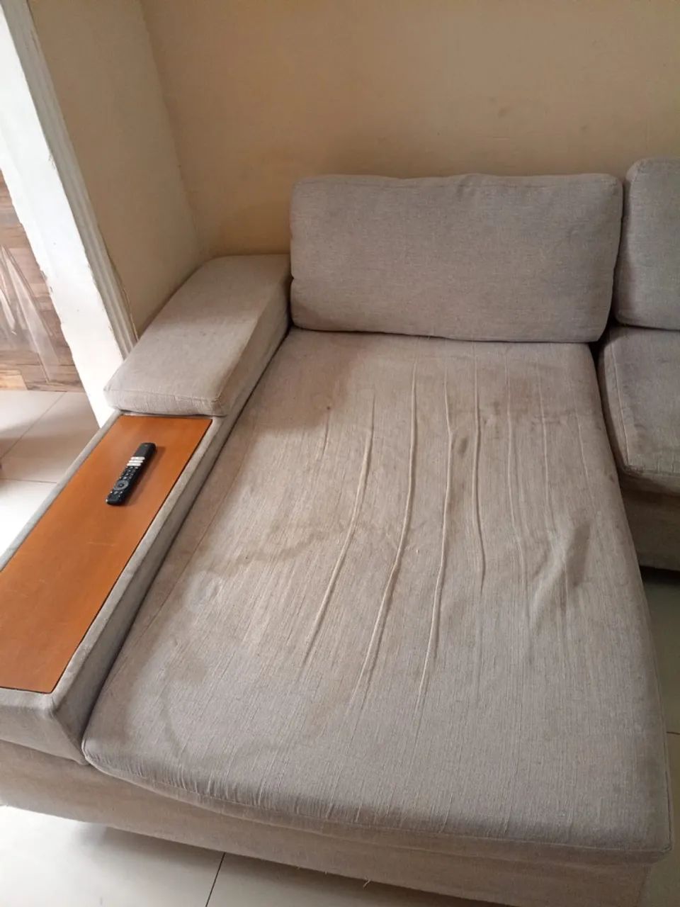 Sofá com chaise  - Foto 2
