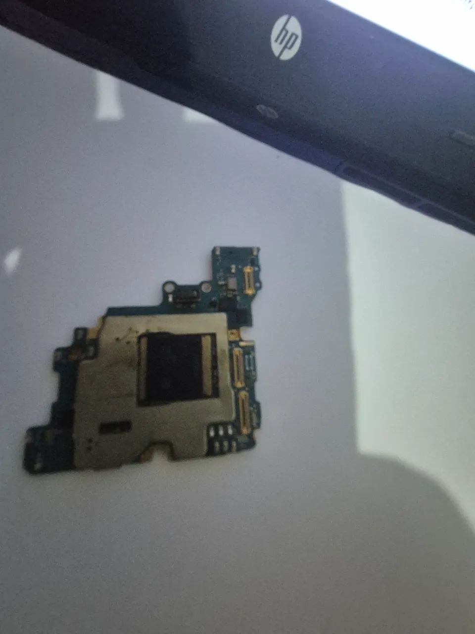 Placa mãe  do Samsung S24plus com defeito.  - Foto 3