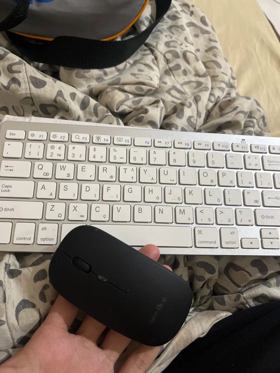 Mouse e teclado Bluetooth