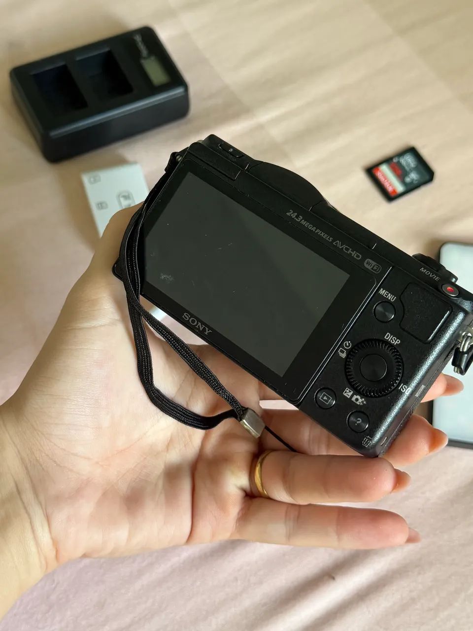 Câmera a5100