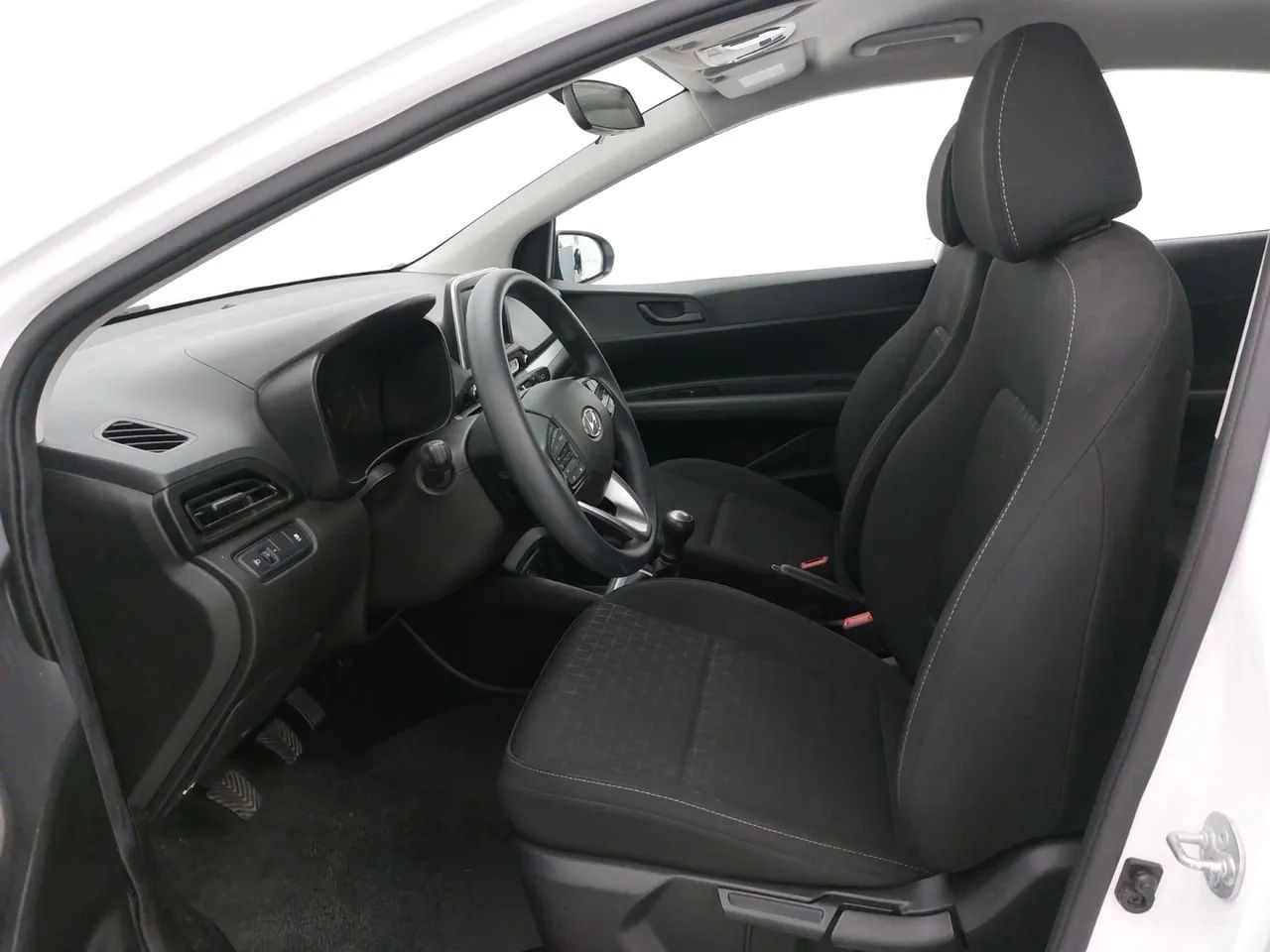 Hyundai HB20 Comfort Plus 1.0 Flex 12V Mec., foto 16 de 18