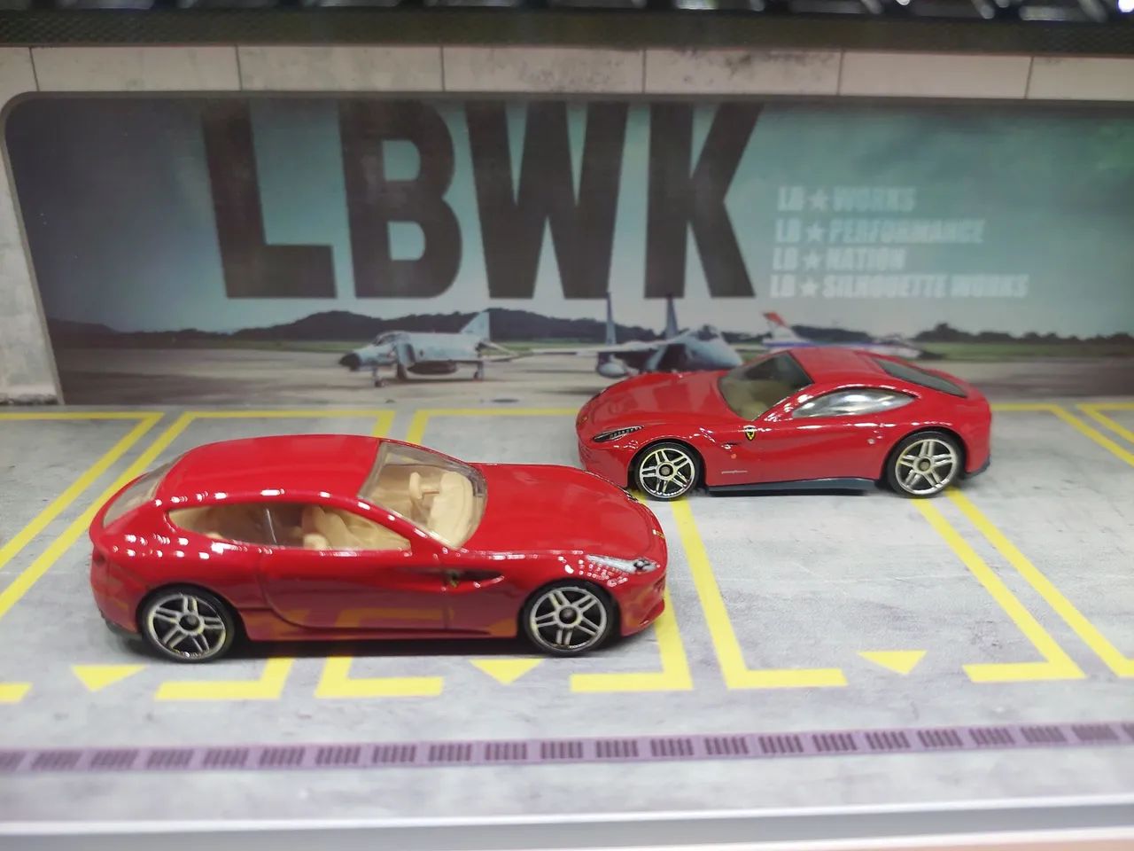 Hot Wheels Ferrari combo 2 - Foto 5