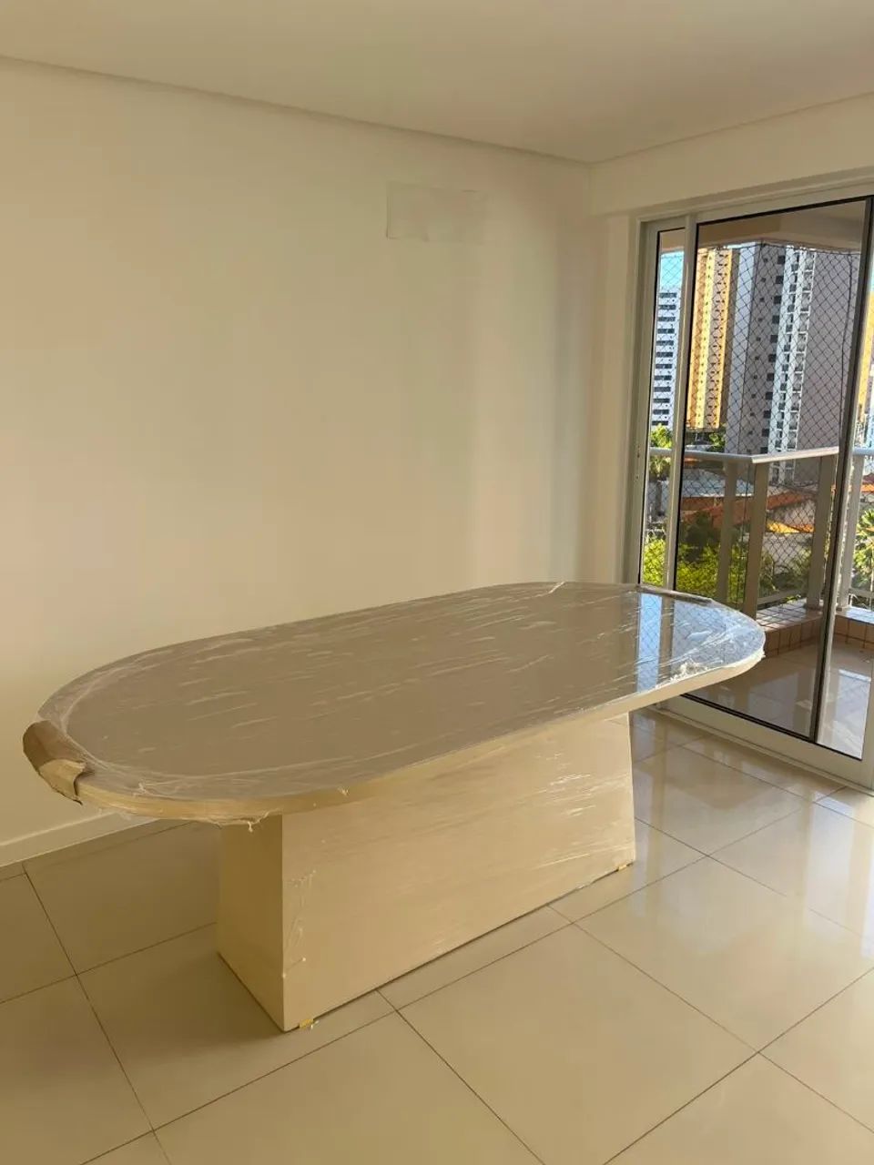Mesa de Jantar Oval Luxo com Vidro Laqueado  - Foto 5