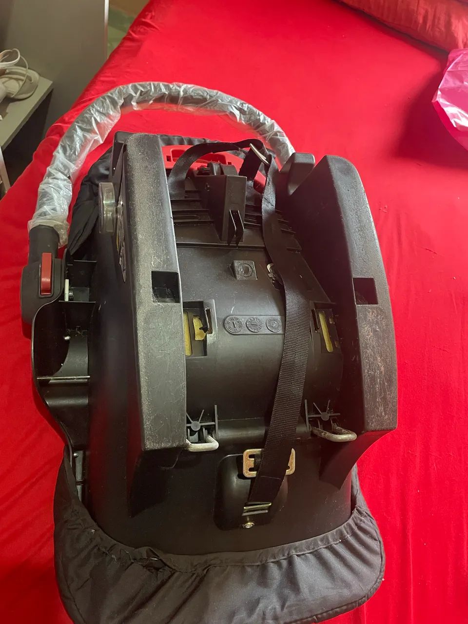 Vendo esse bebê conforto ou cadeirinha de bebê  - Foto 4
