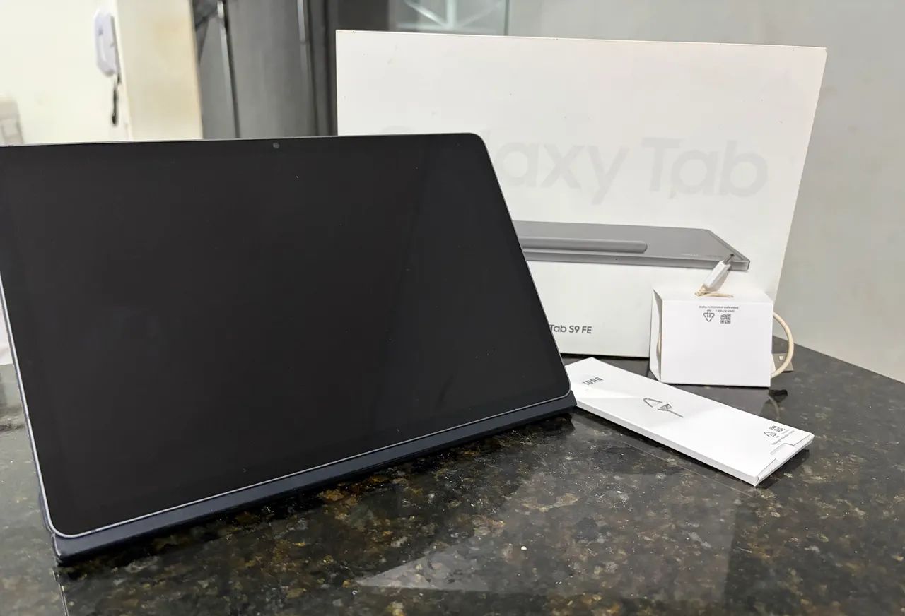 Tablet- Samsung Galaxy tab S9 FE?128gb *NOVO*
