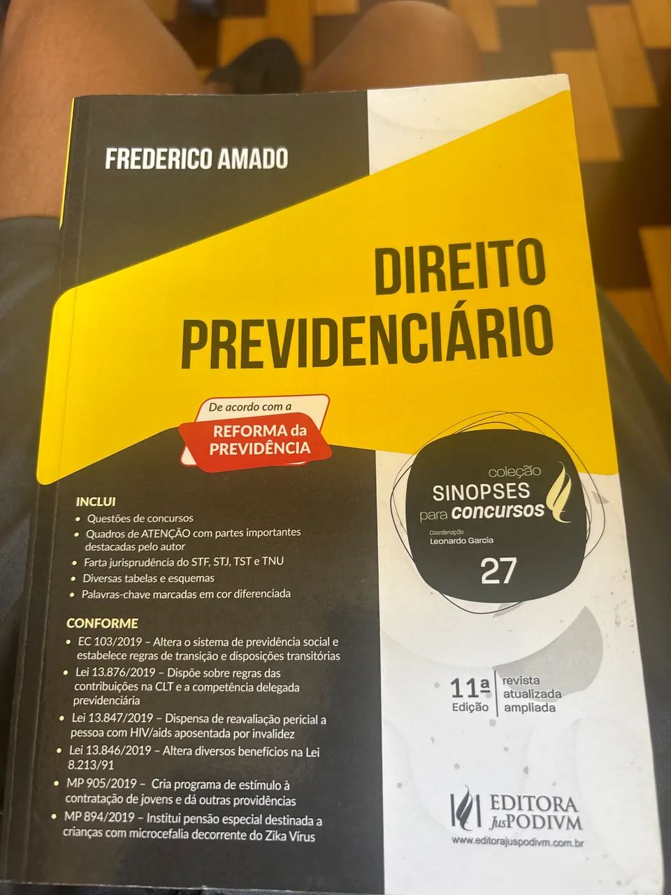 Livros direito e contabilidade  - Foto 3