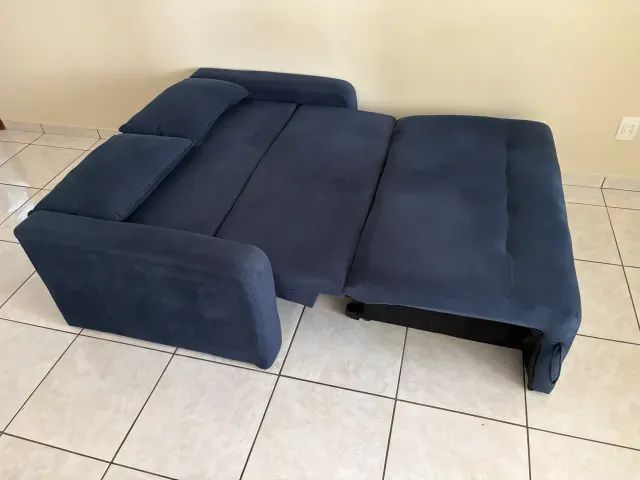 Sofá-Cama 3 Lugares - Poucos Meses de Uso - Foto 2