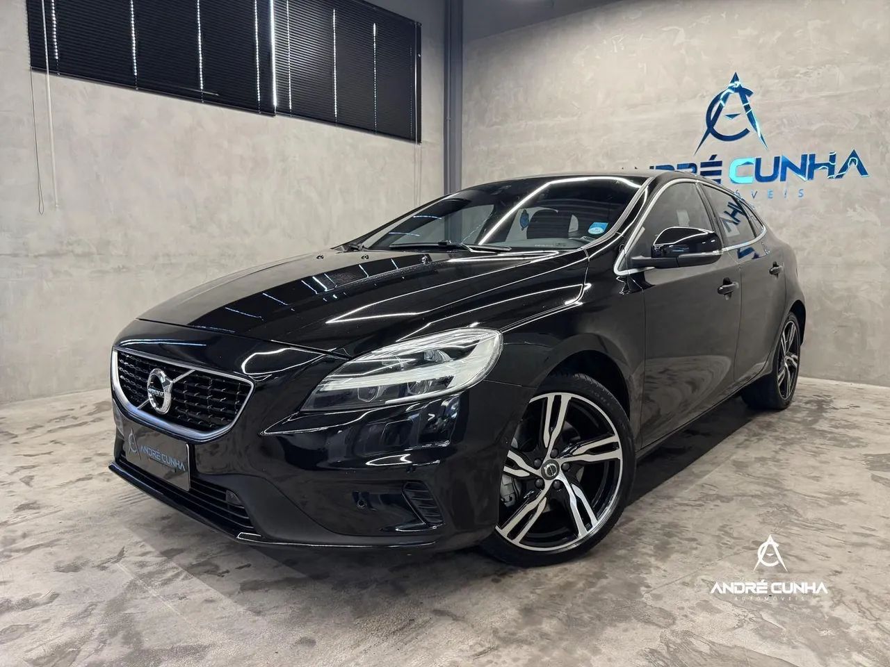 Volvo V40 T-5 R-design 2.0 Aut. 2017 - Foto 3