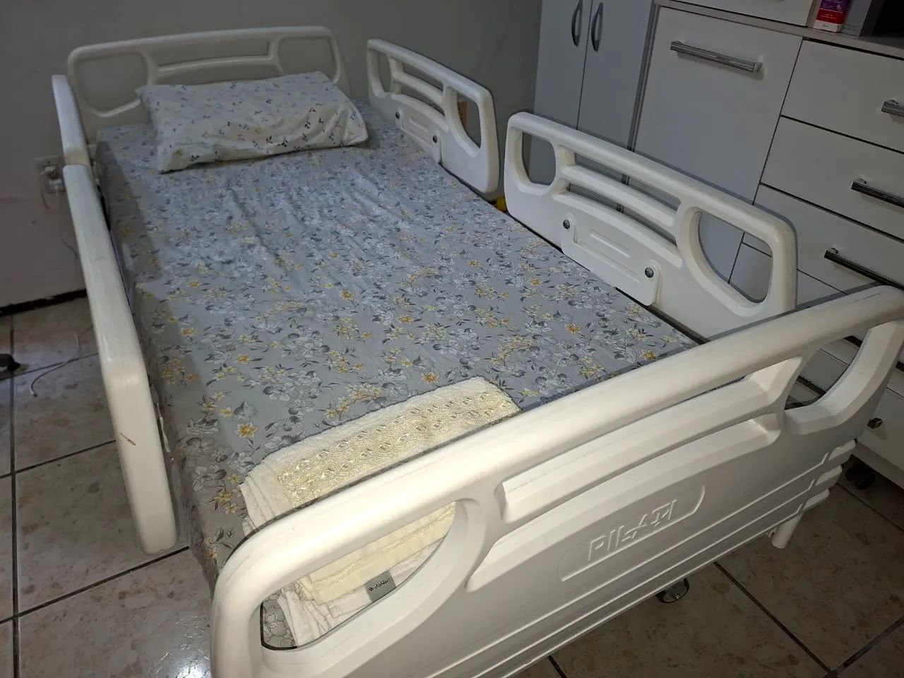 Cama Hospitalar Elétrica Pilati