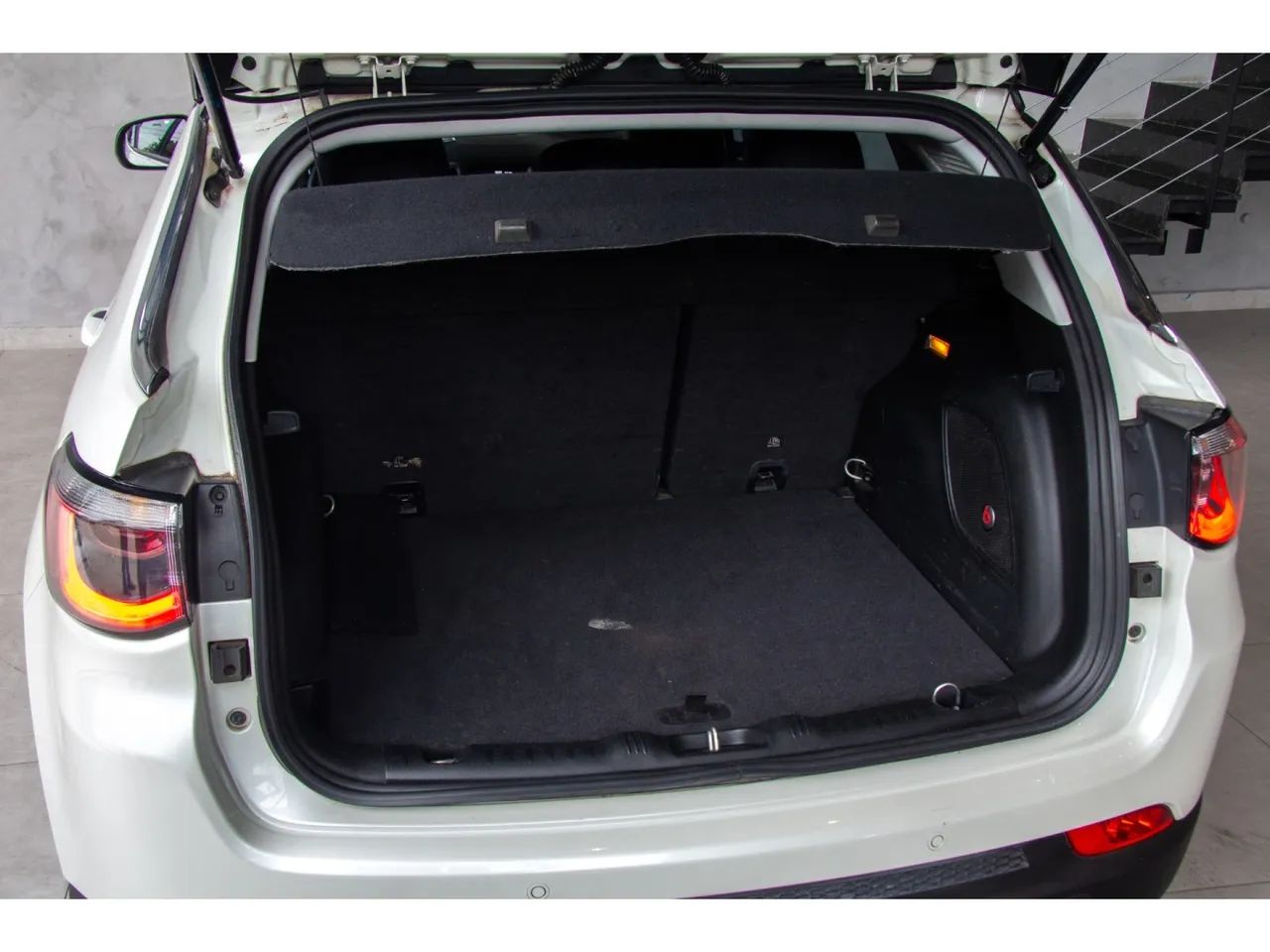Jeep Compass LONGITUDE 2.0 4x2 Flex 16V Aut., foto 8 de 16