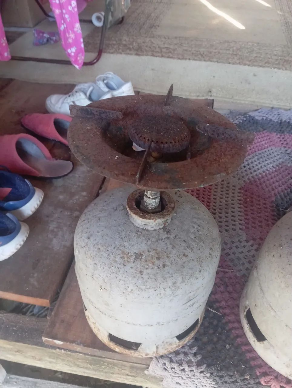 Fogareiro e lampião para camping - Foto 4