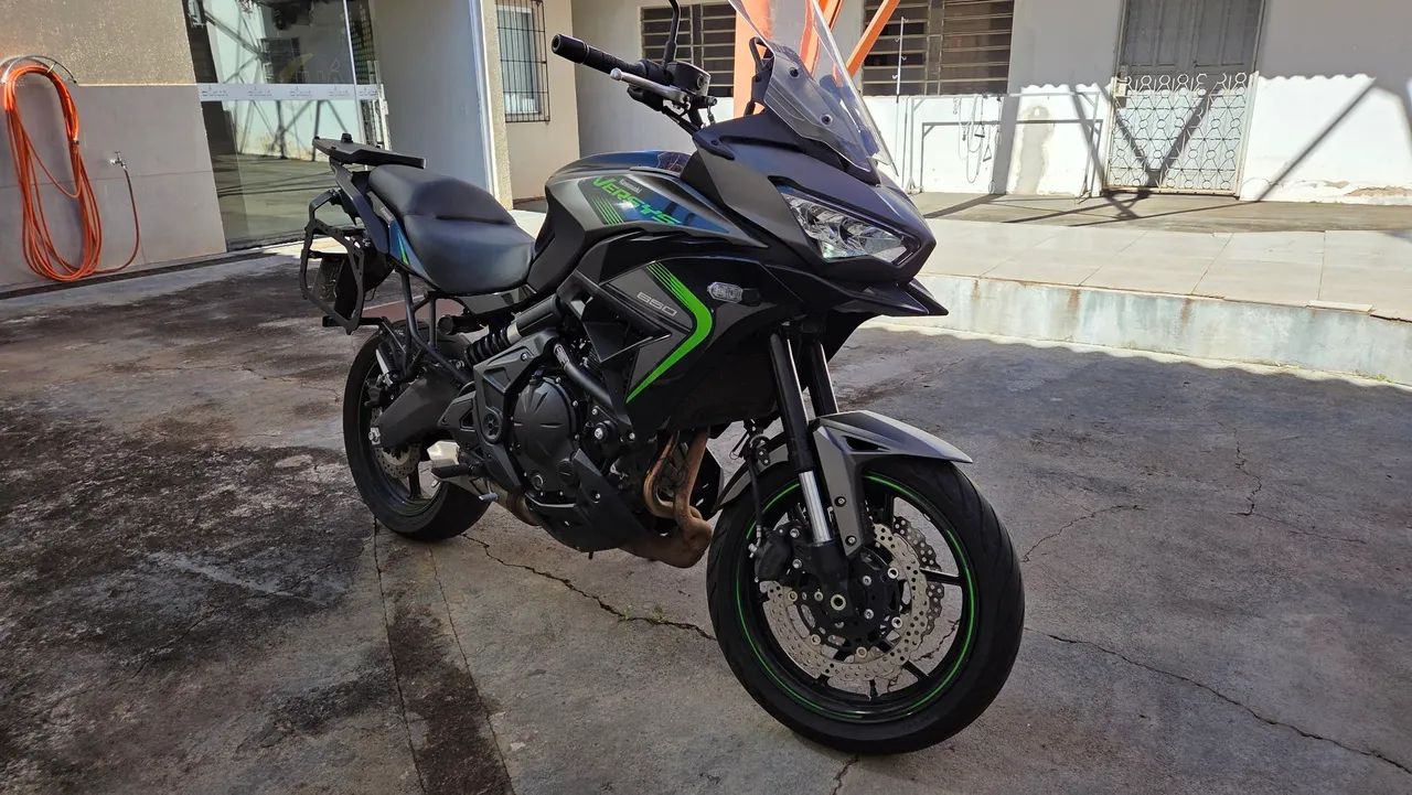 Kawasaki Versys 2025 - Foto 2