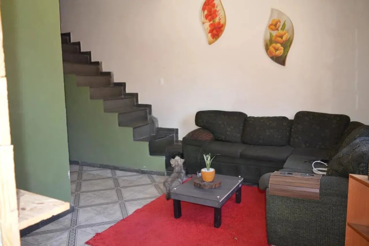Casa à Venda - Centro, 5 Quartos, 300 m2