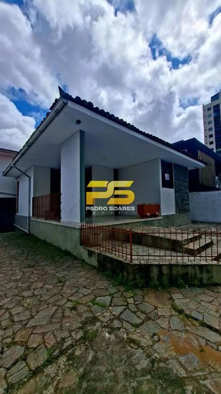 ALUGA-SE EXCELENTE CASA NO JARDIM LUNA