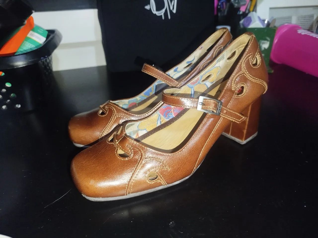 Salto vintage marrom Mazuque