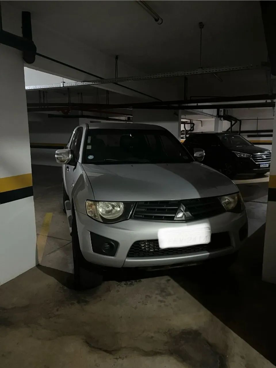 Mitsubishi L200 L200 Triton GLS 3.2 CD TB Int.Diesel Mec 2013