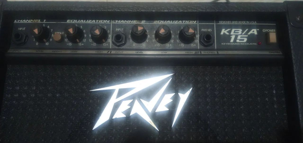 Caixa peavey para teclado  - Foto 5
