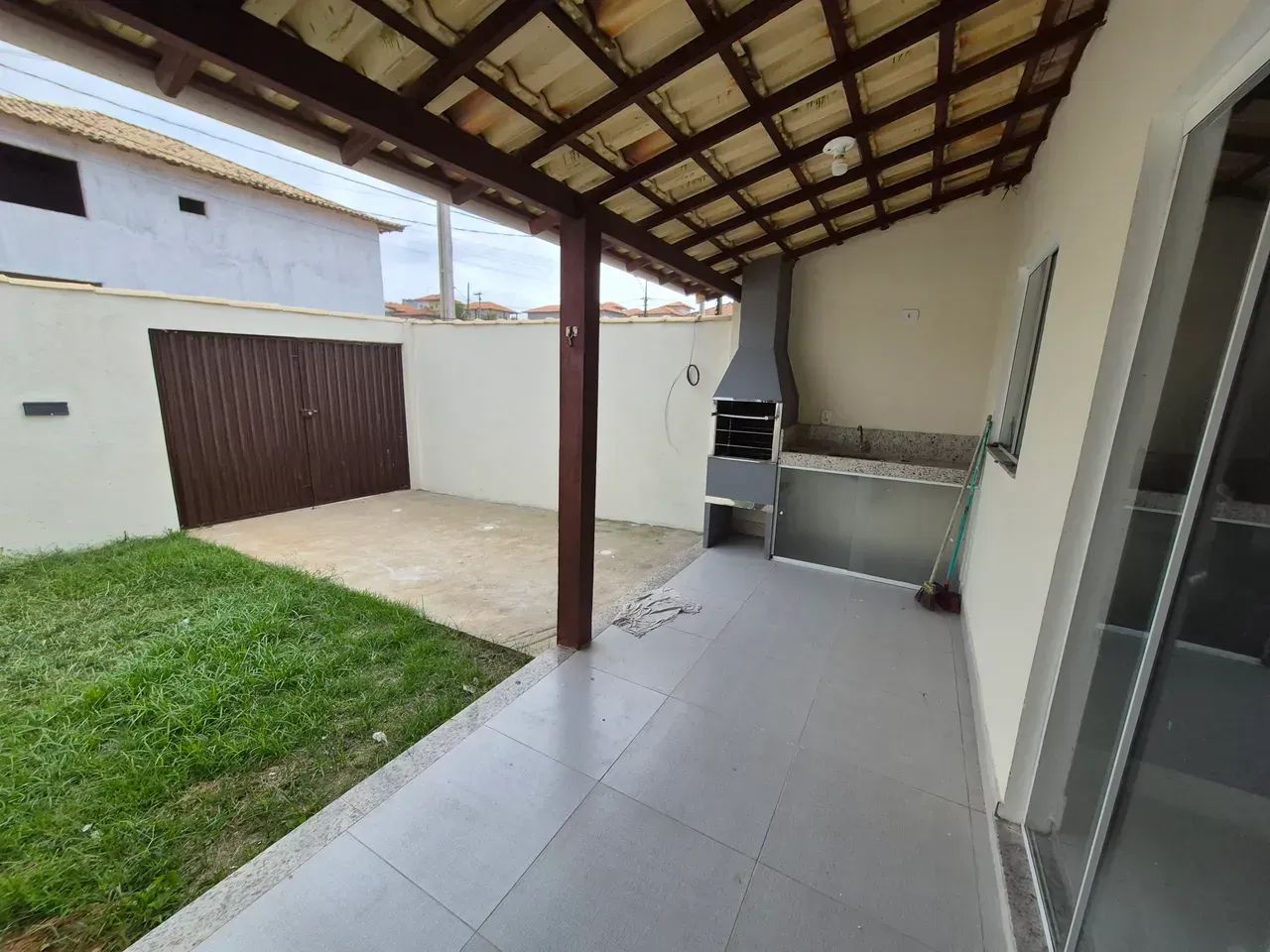 Casa em Cabo Frio com 2 quartos - Foto 2