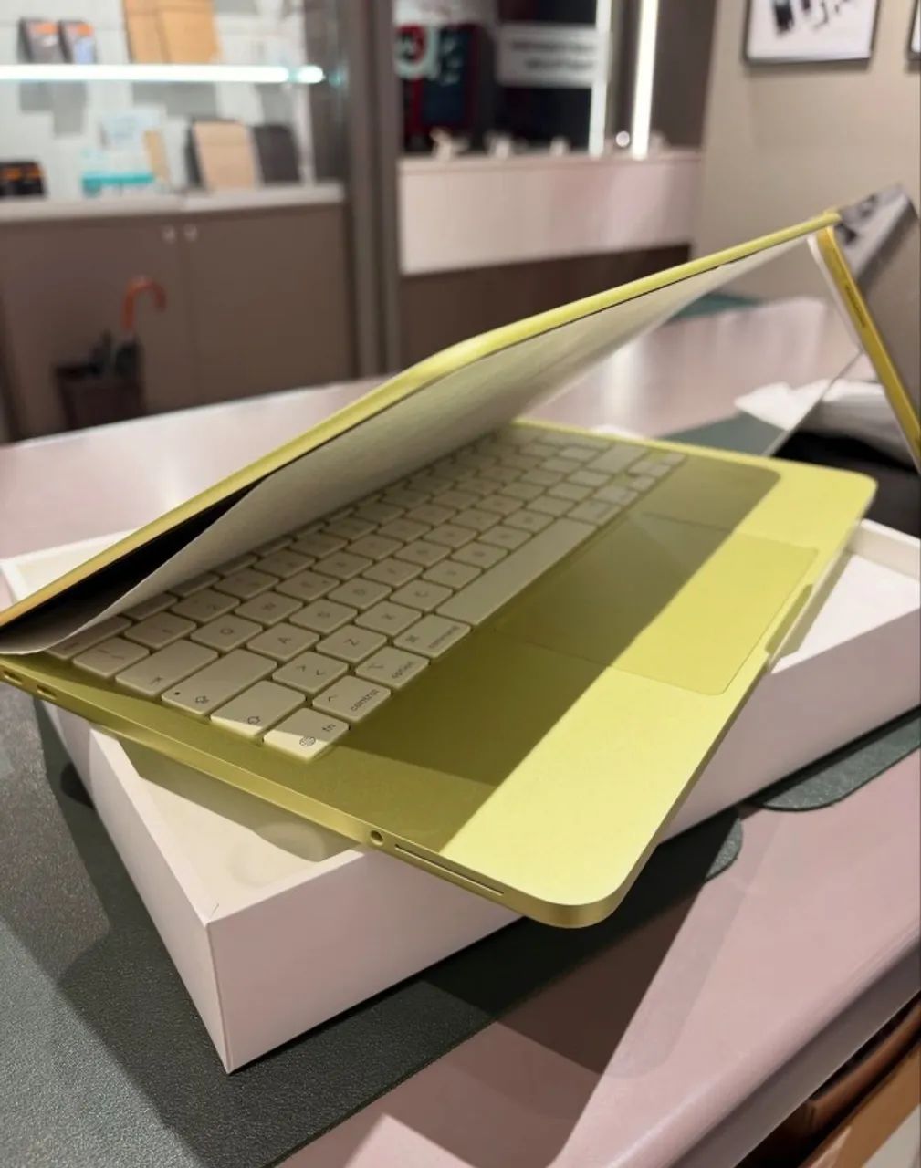 MACBOOK NEO ( tem um avaria )  - Foto 3