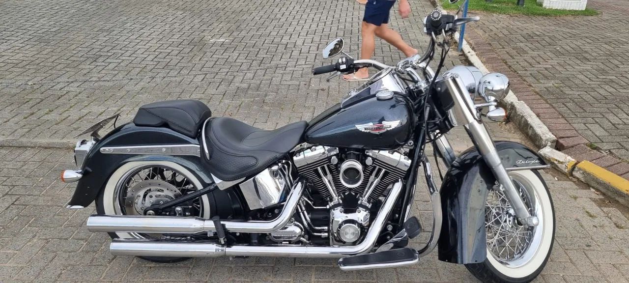 Harley Davidson Softail de Luxe 2014 - Foto 3