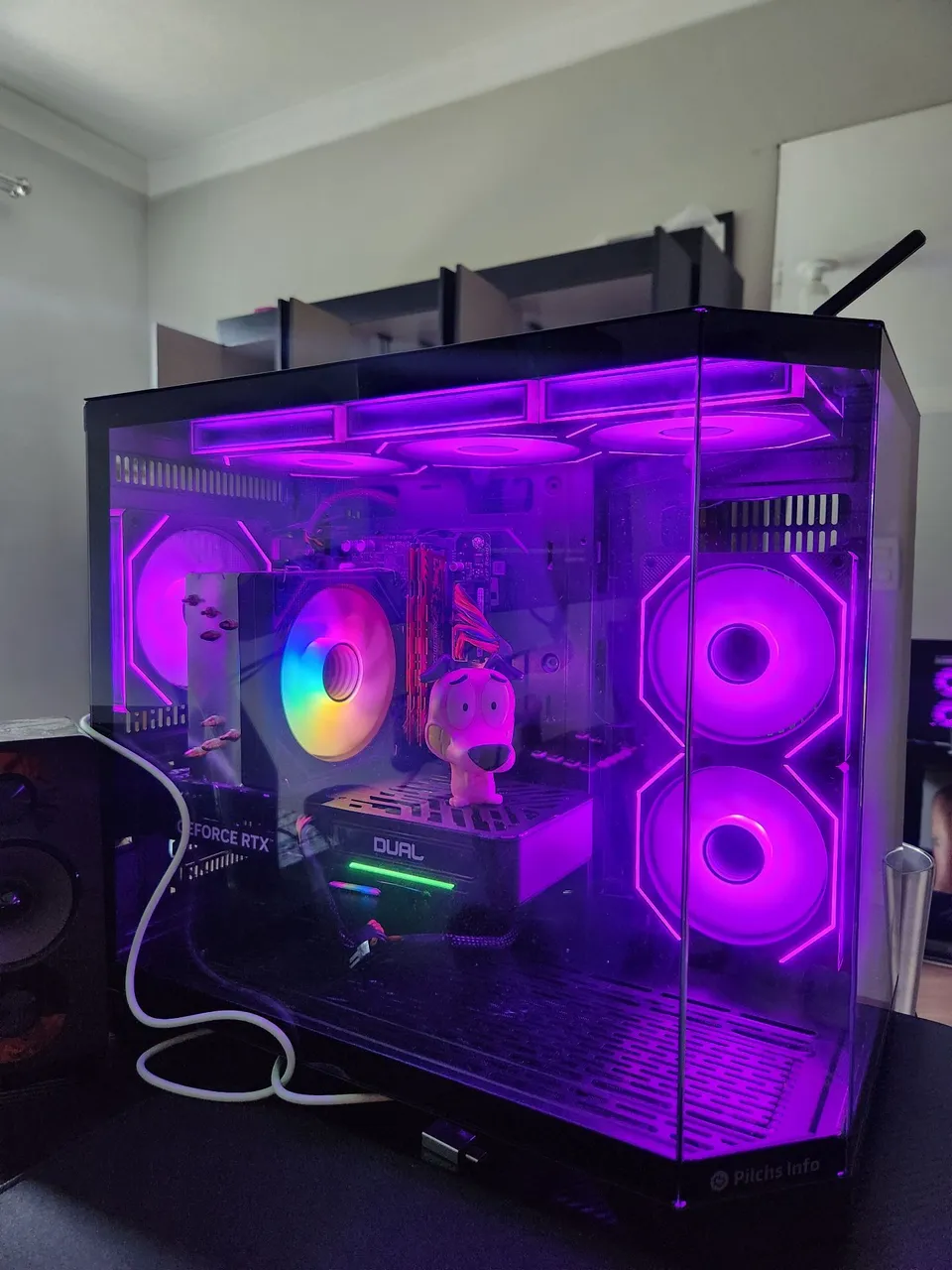 PC Gamer Ryzen 3 3300X + RTX 2060 + 16GB RAM - Computadores e