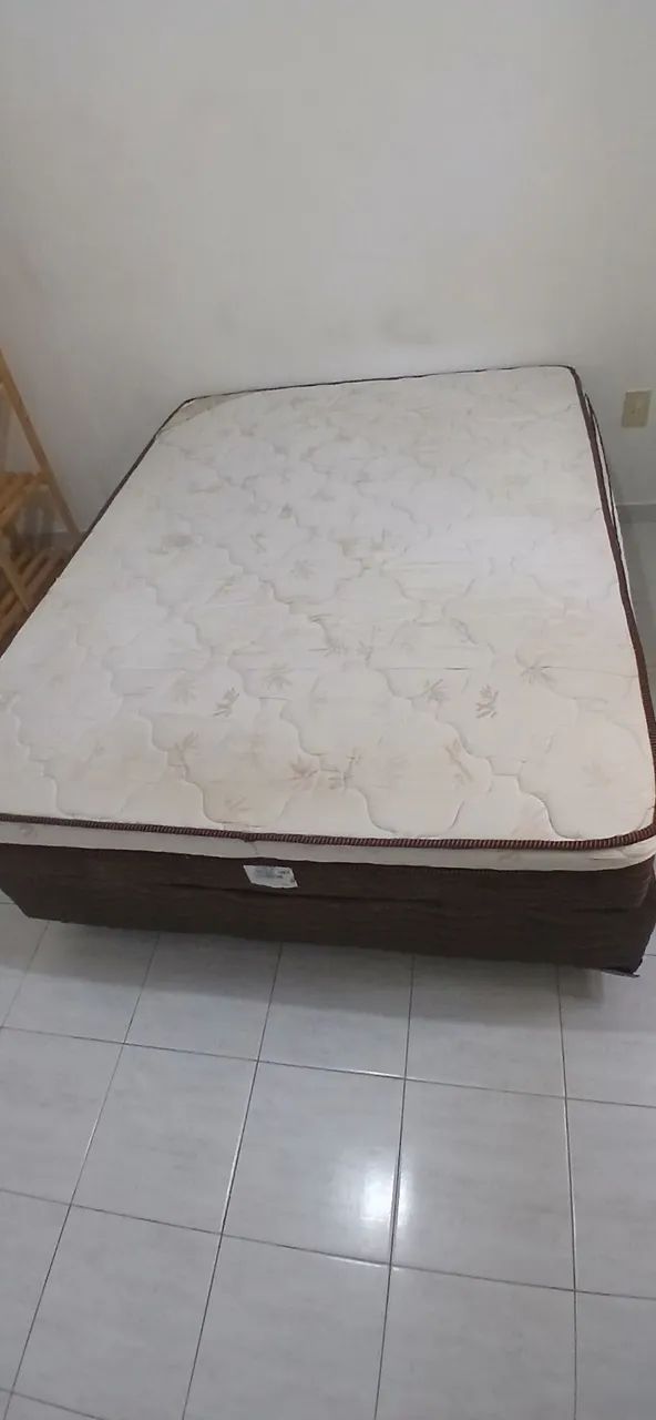 Cama box