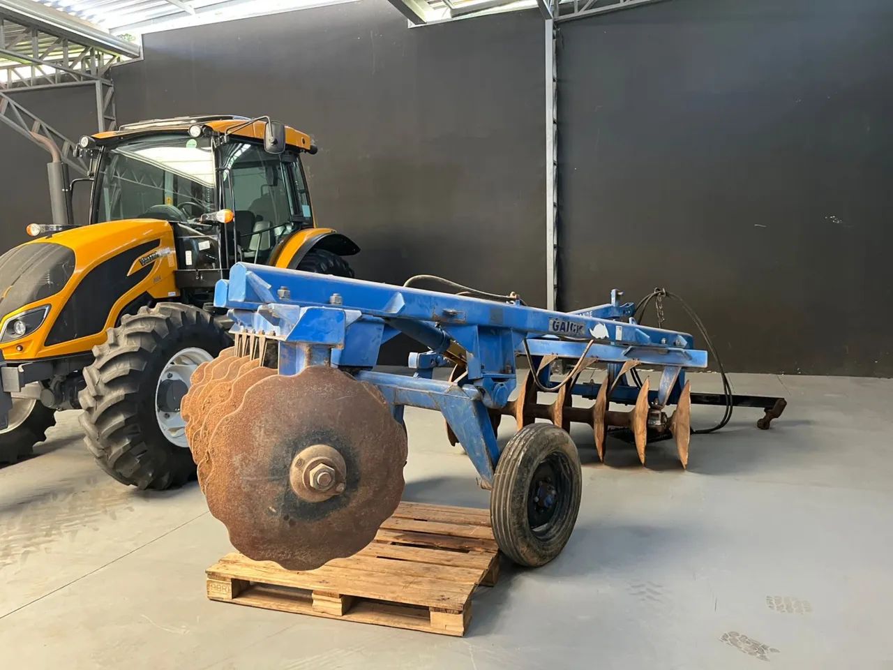 Trator ValtraBH210 - Foto 5