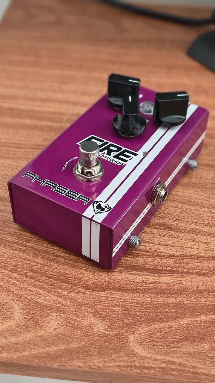Pedal de Phaser da marca Fire Custom Shop - Foto 2